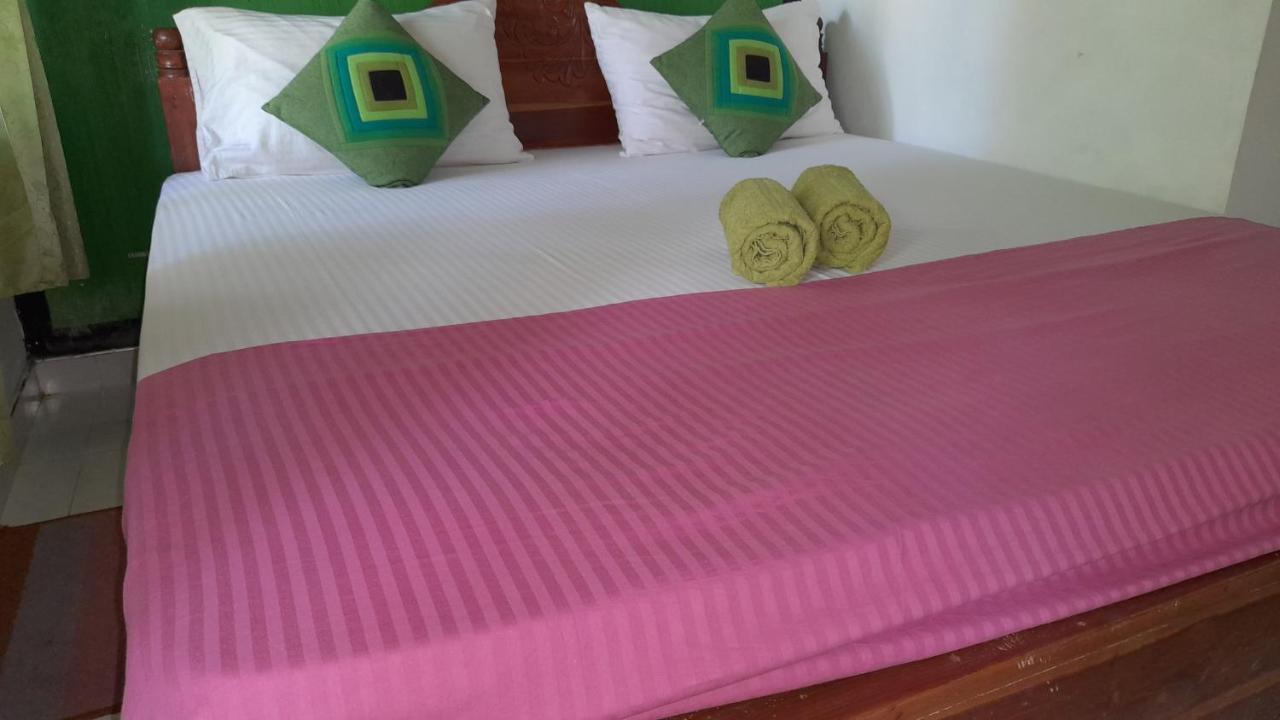Wild View Stay Habarana Exterior foto